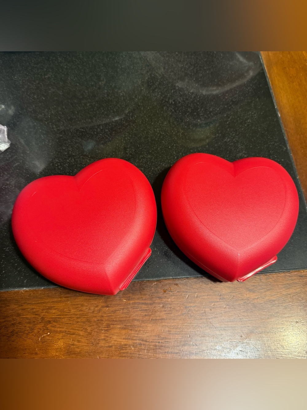Tupperware Heart Keeper (2)